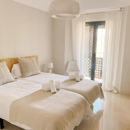 Apartment Alboaire- Waterfront Luxury 4 Bedroom In The Marina Of