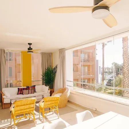 Alboaire- Waterfront Luxury 4 Bedroom In The Marina Of *